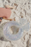 Sunnylife - Zwembandring schelp voor kids van 3 tot 6 jaar - verkrijgbaar bij Little Fashion Addict